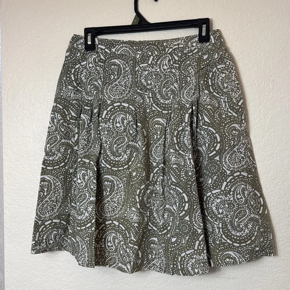 Gap Paisley Print Skirt in Green and White